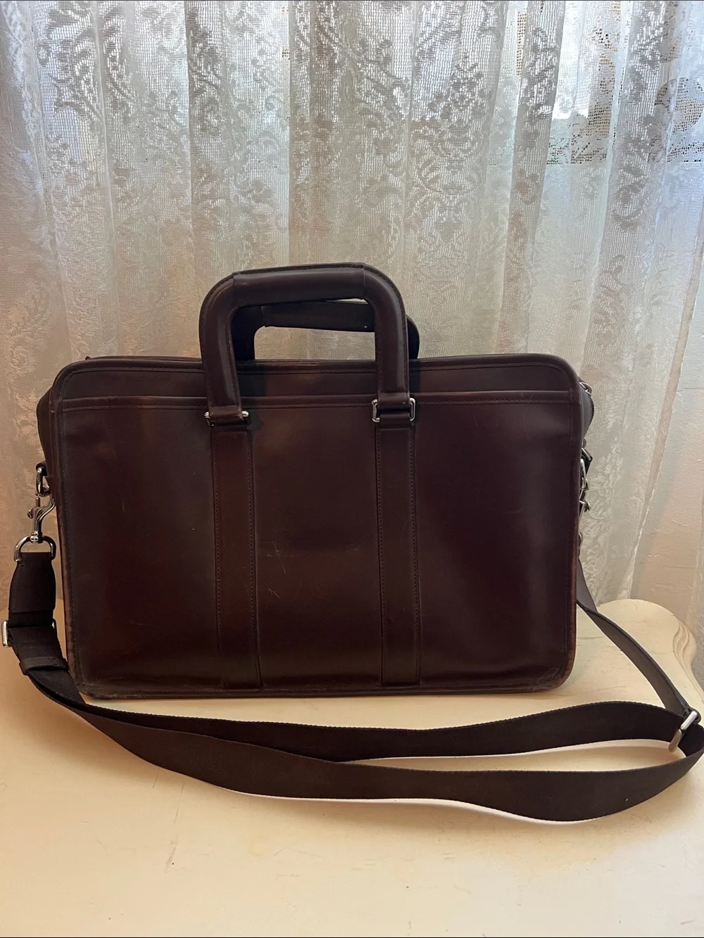 Coach Leather Briefcase / Messenger Bag – Dark Brown – Excellent Condition